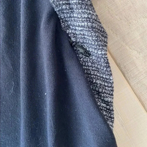 Lululemon Quarter  Zip Tweed Pullover - Picture 2 of 5